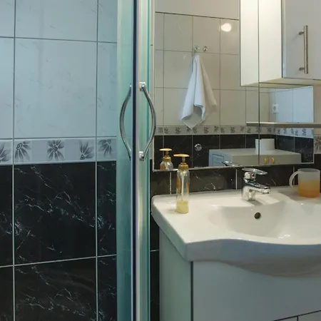 Varos Bb Сплитска