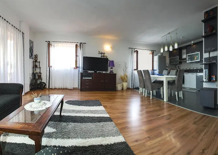 Apartamento Varos Bb *